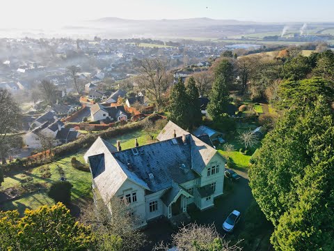 Stunning Grade II Listed 6 Bedroom Home with Letting Units