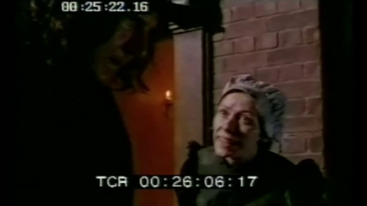 2001 Blackhearts in Battersea (Excerpt 3)