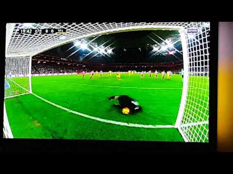 Kepa para penalti al villareal