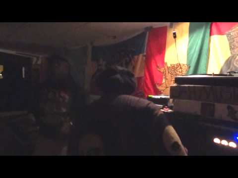 ROOTSVIBRATION MEETS JAHMASSIVE 2012