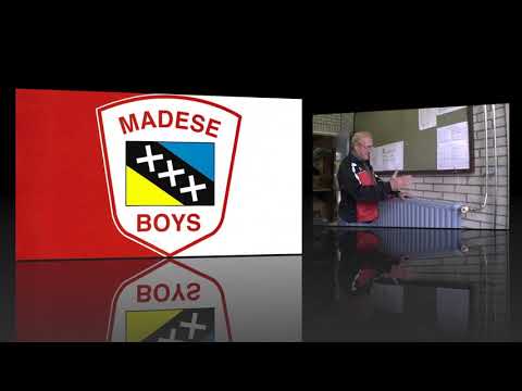 Deel 1: Start bouwactiviteiten kleedaccommodatie Madese Boys (2011)