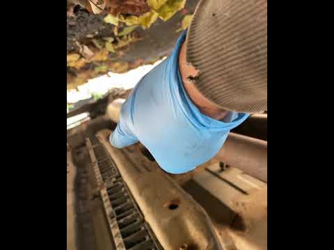 How to remove a 97- 00 Honda CR-V rack and pinion.