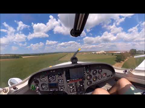 Mit dem Flugzeug nach Excalibur City