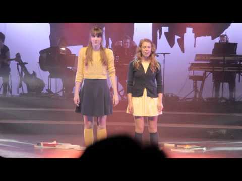 18 Onbekend Bestaan - AMUSE - A Student Life (2015)