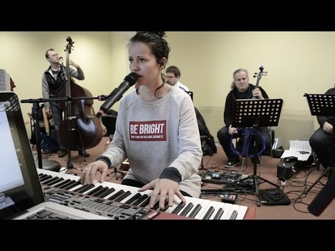 Katka Knechtová - Muoj Bože (naživo na Exprese)