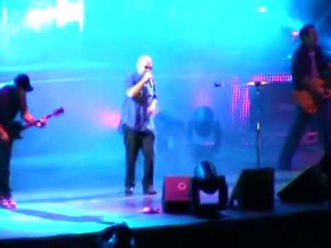 Torito es muerto - Indio Solari - Salta 2011 por Pasion Redonda