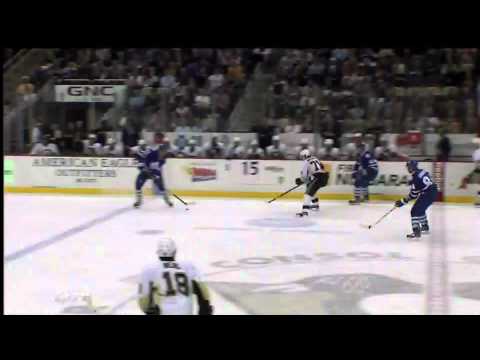 Mikhail Grabovski Scores 2nd - Leafs @ Penguins - 01/31/2012