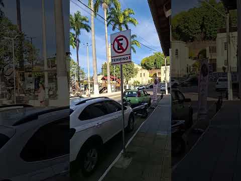 Entre folhas, Minas Gerais (pracinha)