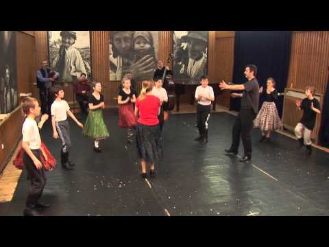 Somogyi táncok (ugrós, lassú csárdás)- Néptáncórák a Biharival