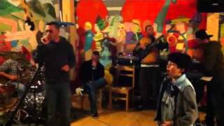 Sud Sound System feat Yanis in Lampedusa ad Alcatraz