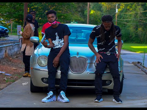 ChiefMollyDinero - Play  Ft. Lil Hundro - Dir. By@tribbfilms)