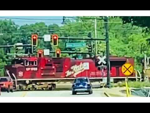 Chasing UP 1998 the Katy through Porter, IN on CSX Q326!