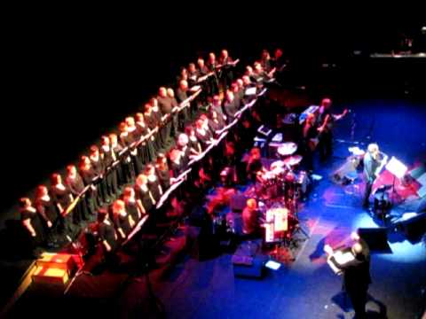 Ray Davies with The Crouch End Festival Chorus - Imaginary Man -