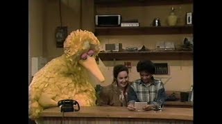 Sesame Street - Maria&#39;s Friend Visits
