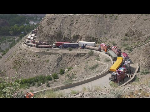 Hundreds of Afghans return in ongoing exodus enforced by Pakistan | AFP