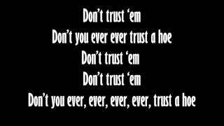Hopsin - Don't Trust 'Em (Lyrics)