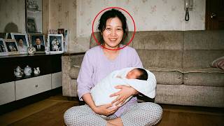 Download lagu 2001년, 아이 낳고 사흘 만에 홀연히 사라진 여주 주부… 9년간 손도 안 댄 코트 주머니에서 나온 여섯 글자의 충격적인 진실 mp3