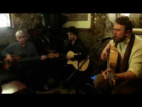 Gypsys Wish with Barry Lynch...The Chain