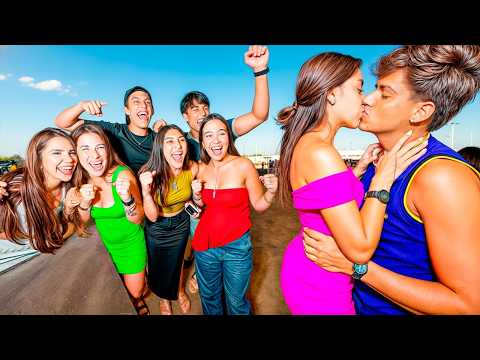 Beijei Minha Crush Na Frente De Todos No Parque Aquático!!😍