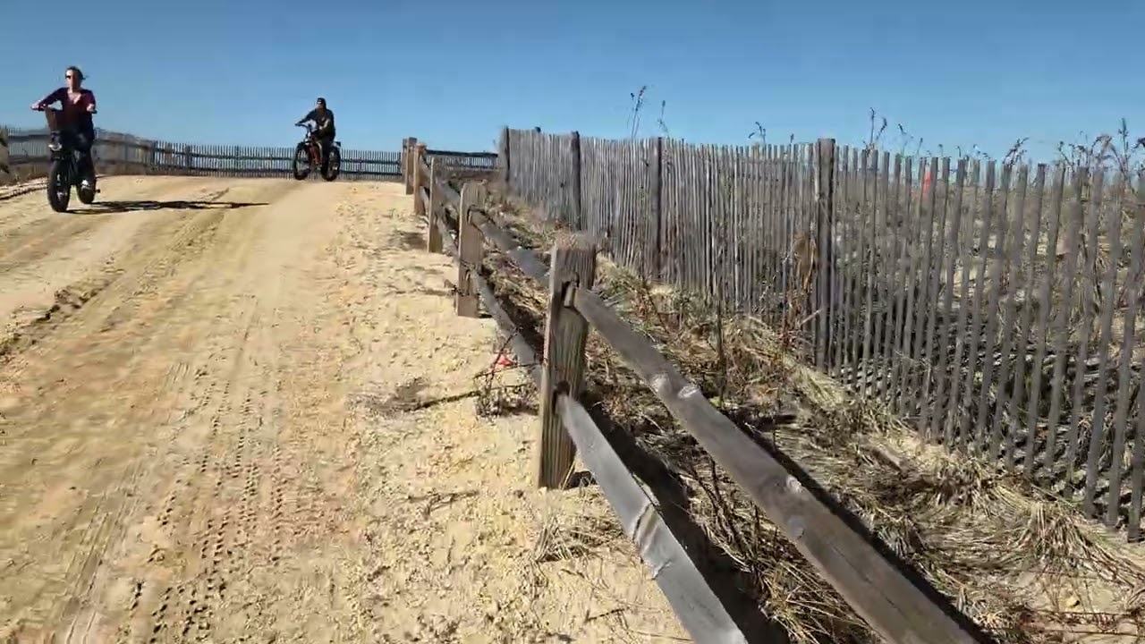 Galaxy S25 video sample - YouTube