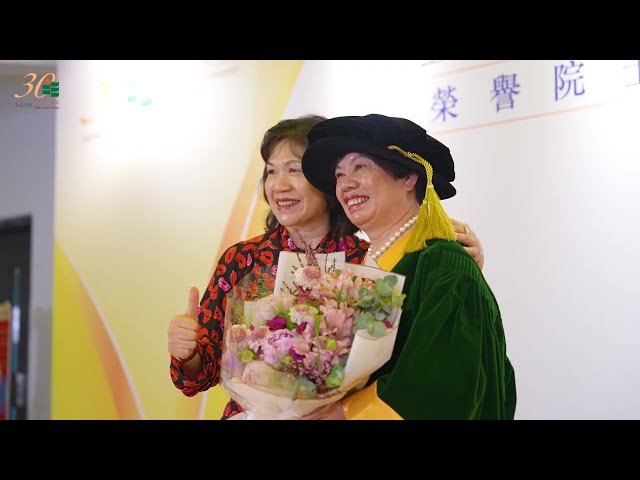 颜宝铃获教大颁授荣誉院士 