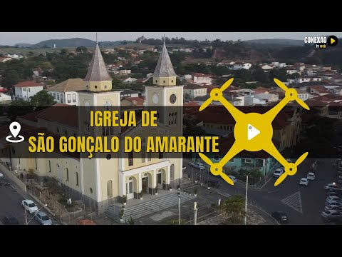 Sobrevoando a Igreja de São Gonçalo do Amarante em São Gonçalo do Sapucaí - MG 
