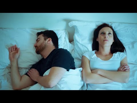 Uomini e donne, diversi anche nel sonno: così cambiano disturbi e cure