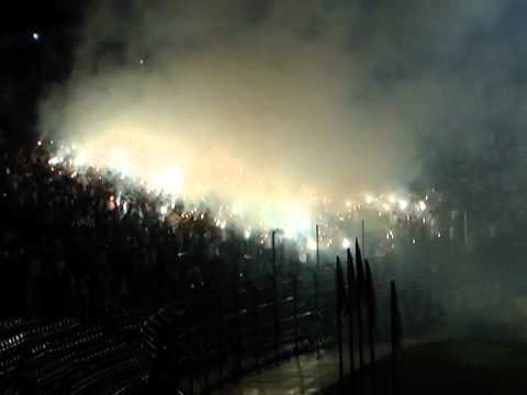 Sinalizadores Gaviões Alvinegros - Figueirense x Brusque 2011