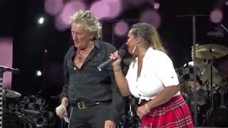 Rod Stewart &#39;Didn&#39;t I&#39; Live at Caesars Palace featuring Bridget Cady