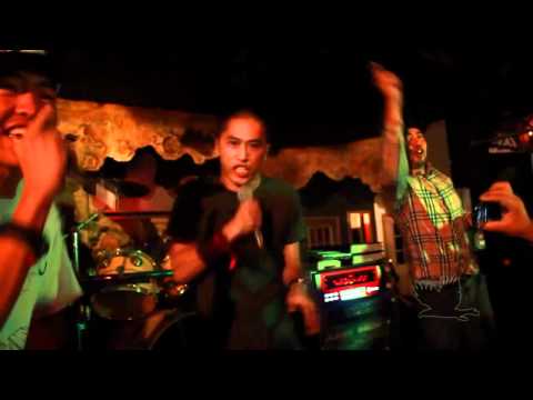 Rokit bay microphonii ard