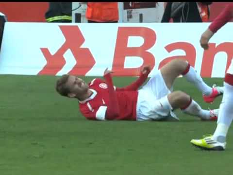 Internacional 0 x 0 Santos pela 9 rodada do Campeonato Brasileiro 2012