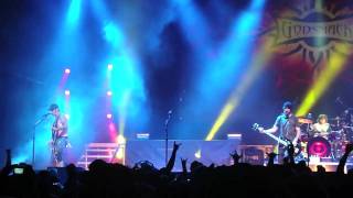 Godsmack - Awake (live) @ Mayhem Fest Phoenix, AZ 7-15-11