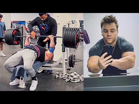 Bench Record Holder Disrespects Commercial Gym