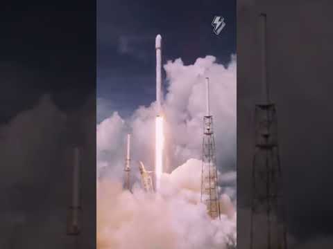 India makes first moon landing on the Moon's South Pole 🤔🌘 #shorts