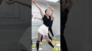 Download lagu Coach Wanyo Mori's full body workout, using your whole body doubles the diet effect #Shorts mp3