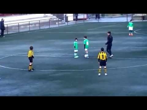 8 PARTIDO 2014-15 GURUTZETA KFT 05A - BARAKALDO 05 (1 TIEMPO) 0-2. JOSEBA Y GAIZKA.