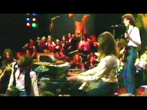 Highway perform ‘Sweet Thing’ on The Geordie Scene