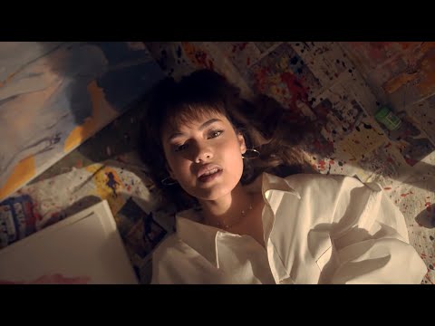 Chaleeda - caught up (Lyric Video)