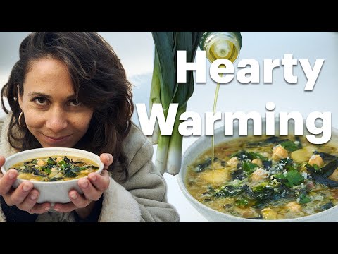 Garlicky Leek, Chickpea, Cavolo Nero Soup