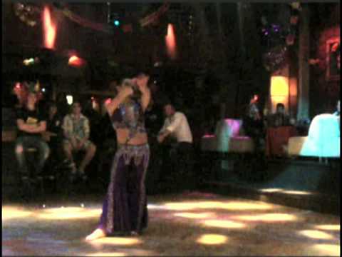 MALE BELLYDANCER PRINCE KAYAMMER ORIENTAL DANCE "HELWA LABADI" 2011