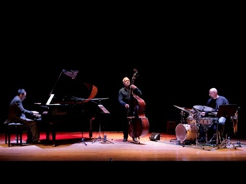Di Gennaro Fioravanti Zirilli Trio - Caravan - Jazz in Orbis 2015