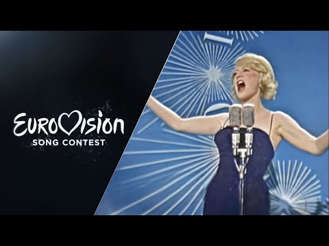 [COLORIZED] Kathy Kirby - I Belong (1965)