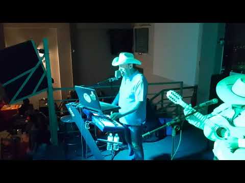 Tio Jhones  e Michel. Do Trio Silverado.