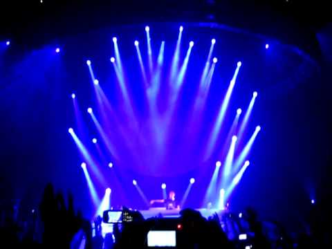 Armin van Buuren & Markus Schulz - The Best of Both Worlds