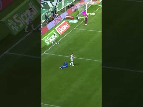 LEVANTA!!! LUCAS VERÍSSIMO FICOU REVOLTADO QUE VITOR ROQUE CAIU NO CHÃO NESSE LANCE #shorts