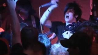 Bless The Fall (Live DVD) - Pray