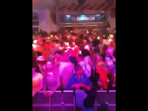 Bloopers gaan los in de "de tent op de mert"