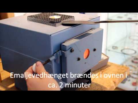 Emaljesmykker af Andreas Exner