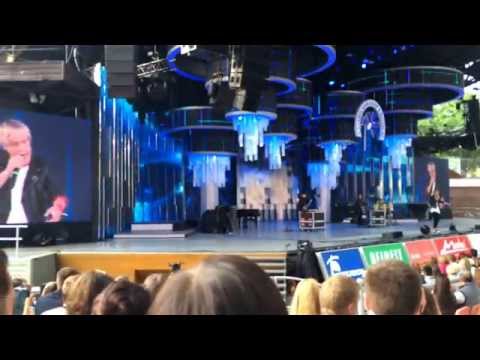 Europa plus Live. Витебск. Ola идет в зрительский зал