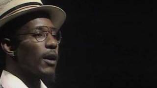 Linton Kwesi Johnson - It dread inna Inglan (Acapella) (Live on BBC - 1979).avi